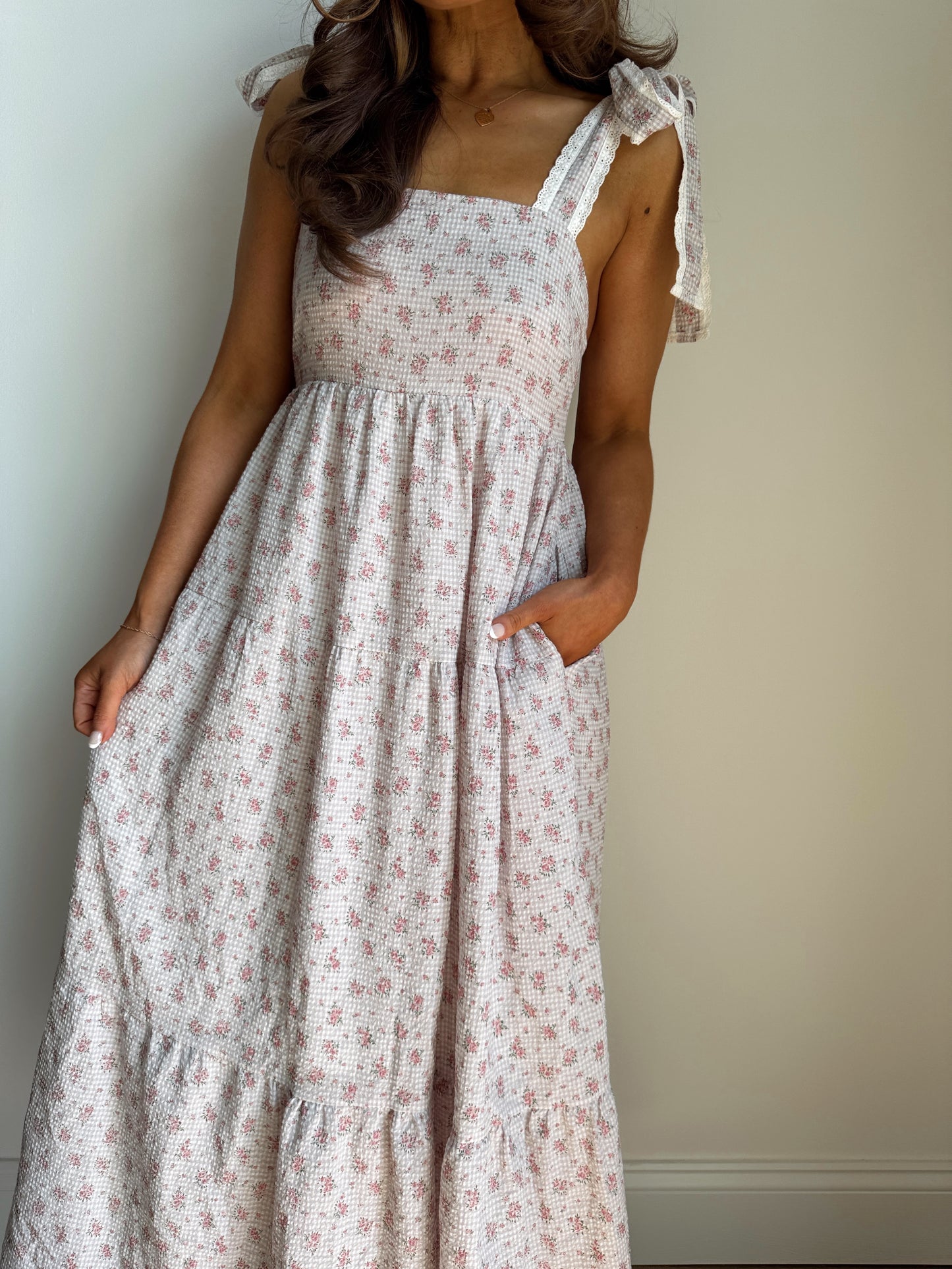 Maple Rose Sunday Midi (Taupe)