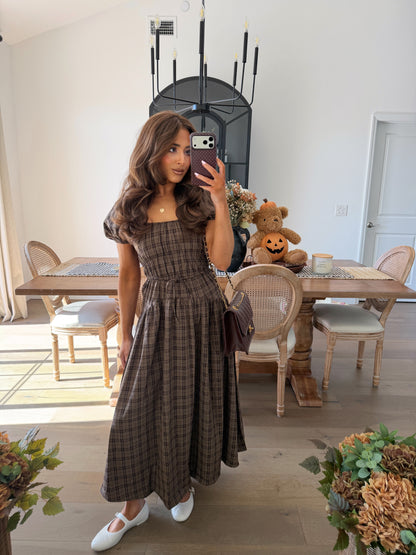 Cinnabon Swirl Midi Dress