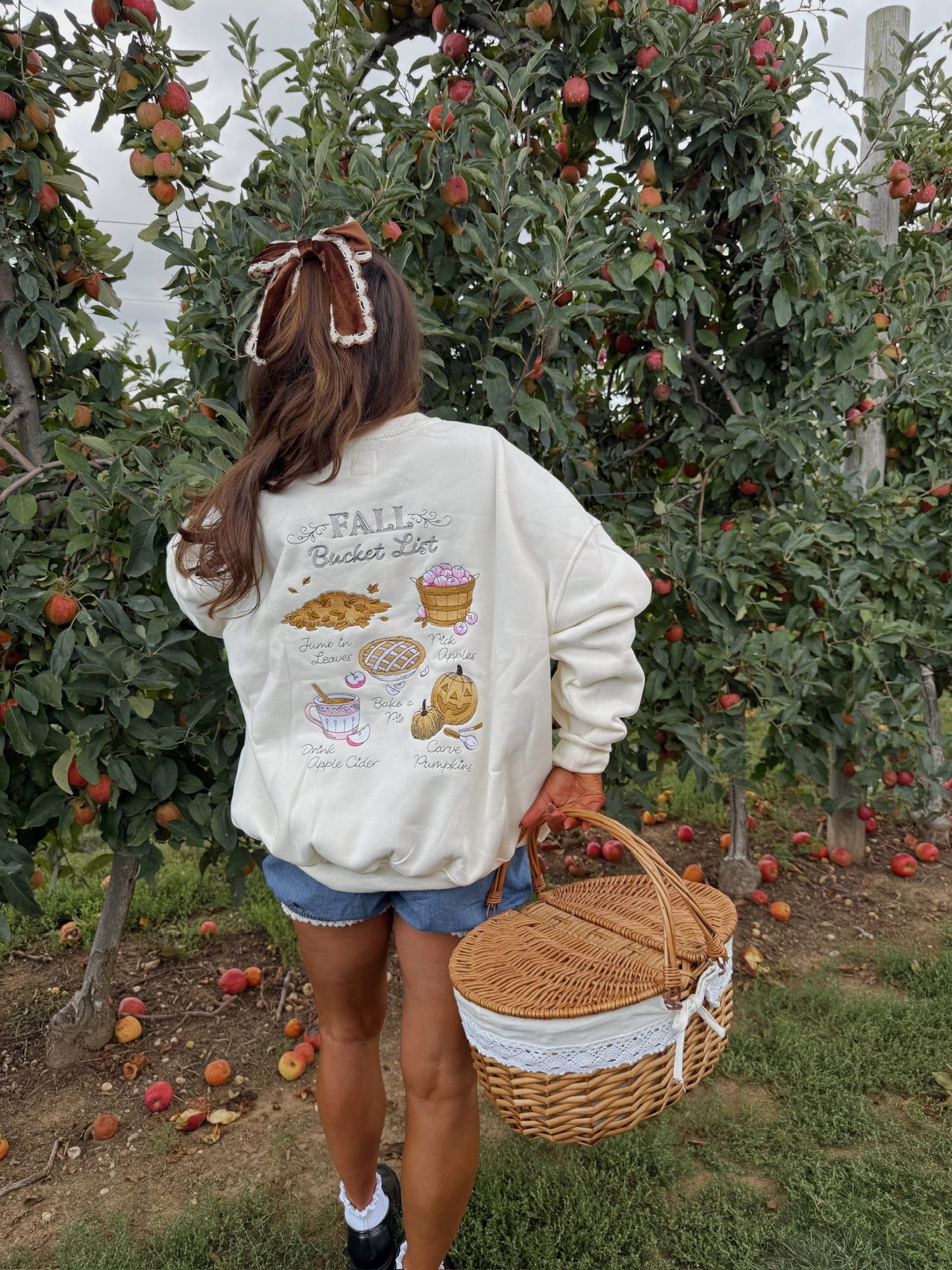 Fall Bucket List Embroidered Crew - Ivory