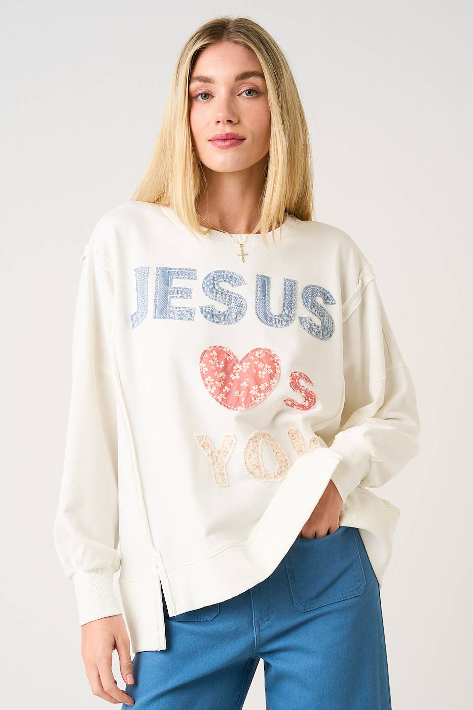 JESUS LOVES YOU PATCHWORK SWEATSHIRT Cream