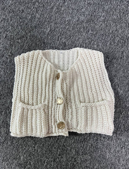 Chunky sweater knit vest