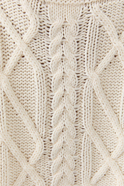 AMELIE ROUND NECK SHORT SLEEVE KNIT SWEATER TOP