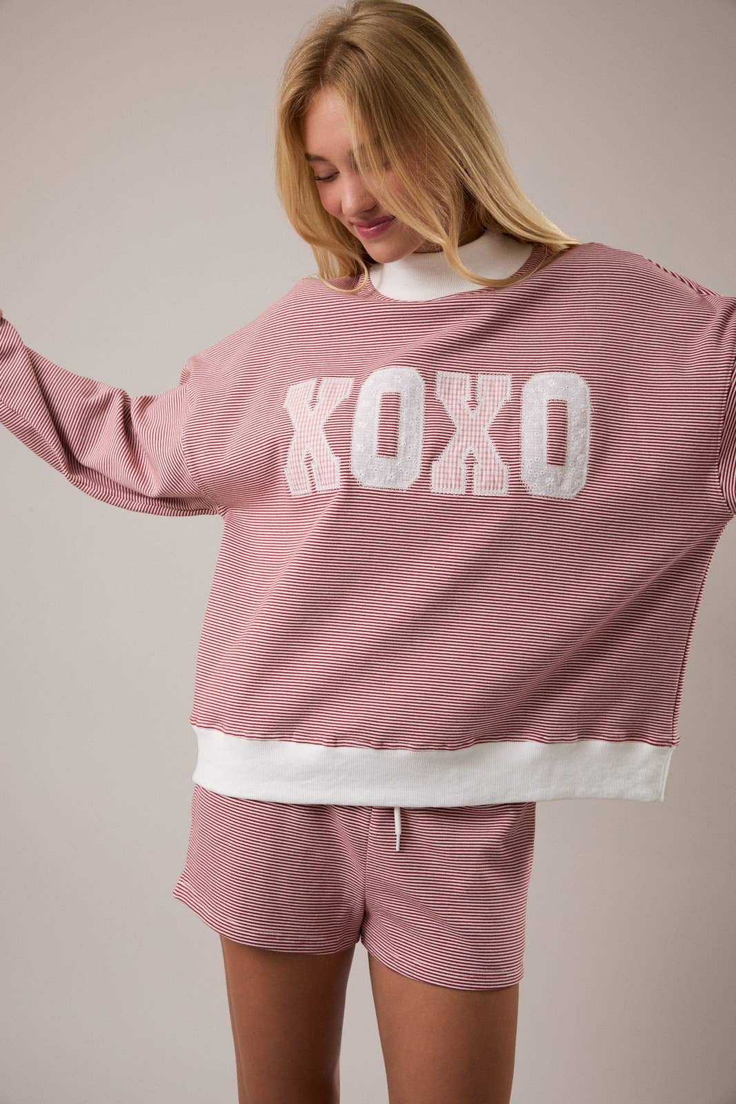 XOXO MOCKNECK 💋